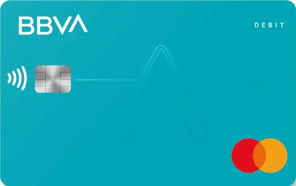 La carta di debito Mastercard di BBVA: livrea turchese con logo BBVA, dicitura Debit, chip e circuito Mastercard